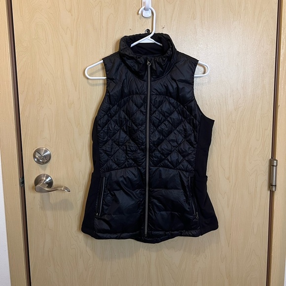 lululemon athletica Jackets & Blazers - Lululemon Down For A Run Vest